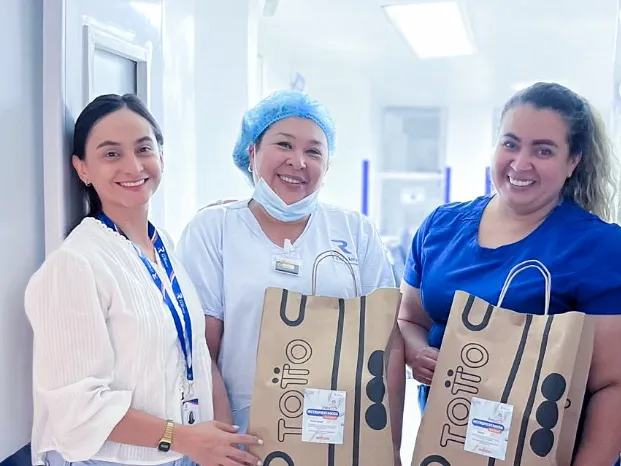 Momentos Riviera - Equipo con bolsas Totto